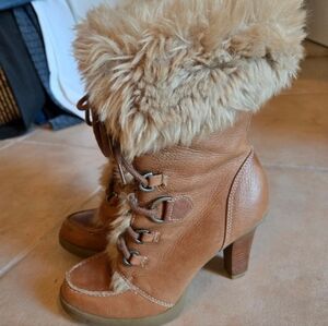 Vintage Report Leather Lace Up Vail Stack Heel Boots Fur Trim size 9